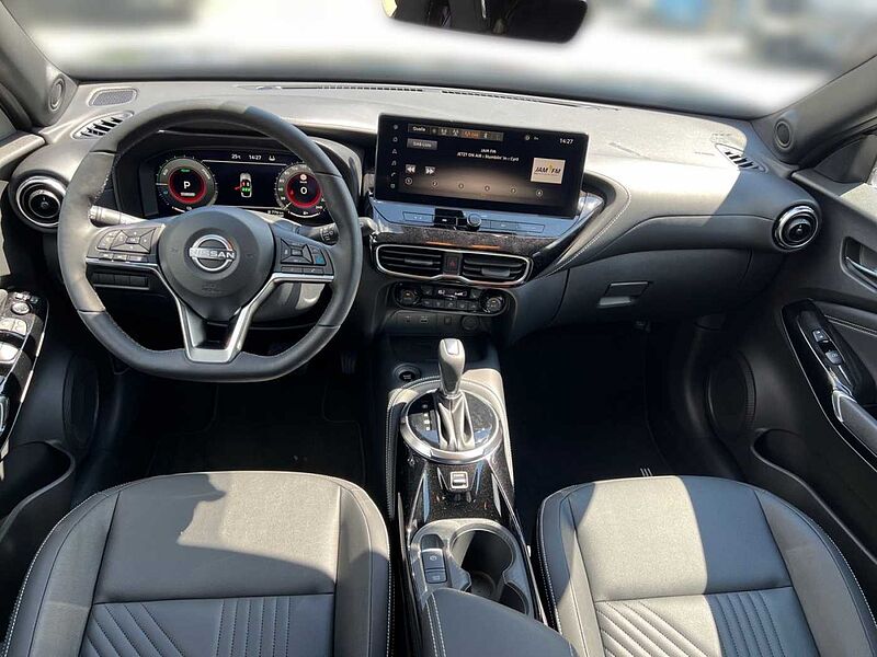 Nissan Juke 1.6 HYBRID 143 PS 4AMT TEKNA 360° Rundumsicht  Sitzheizung-vorne 19'LM-Felgen