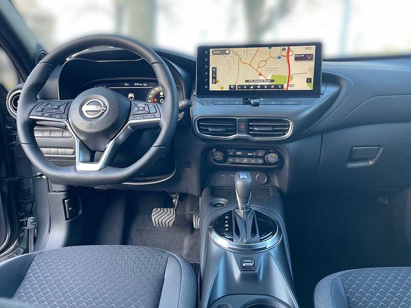 Nissan Juke 1.6 HYBRID 143 PS 4AMT N-CONNECTA 2-Farbenlackierung, Intelligente Fahrerassiste