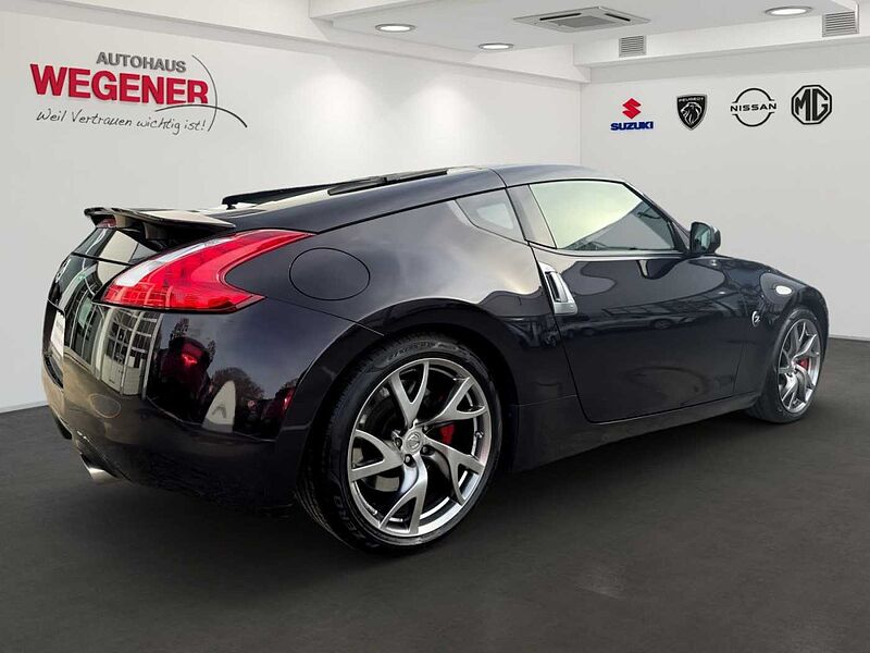 Nissan 370Z COUPE 6MT / ALU / KAMERA / TOP