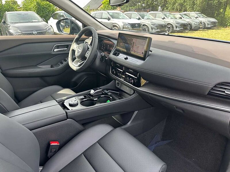 Nissan X-Trail 1.5 VC-T e-4ORCE 213PS 4x4 TEKNA Navi 360°Rundumsicht CarPlay Dachreling