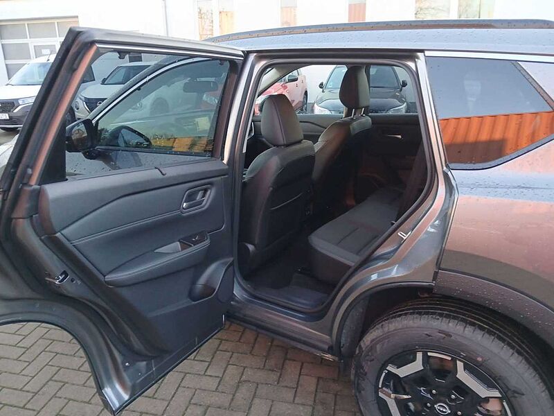 Nissan X-Trail e-4ORCE 4x4 (213PS) 360° Rundumsicht Beheizbare Frotscheibe/ Lenkrad/ Vordersitz