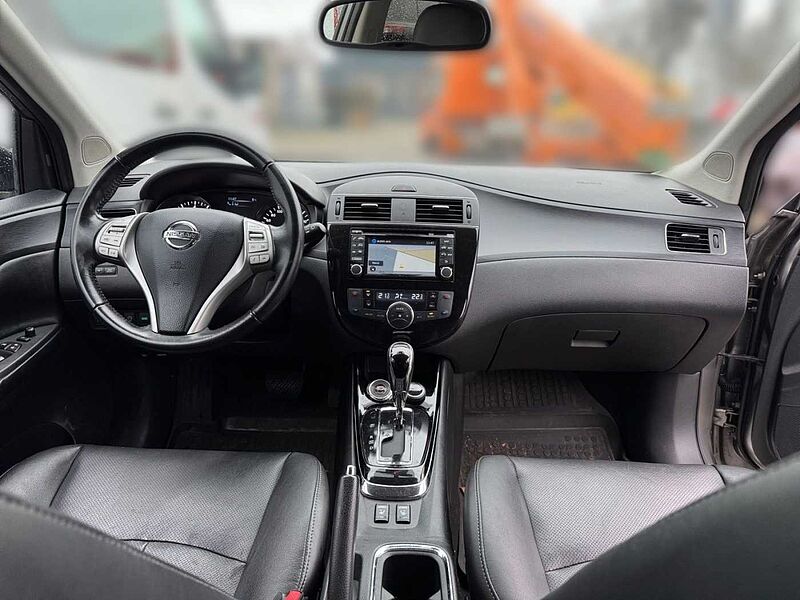 Nissan Pulsar TEKNA AT LEDER NAVI AHK 360 *Motor defekt*