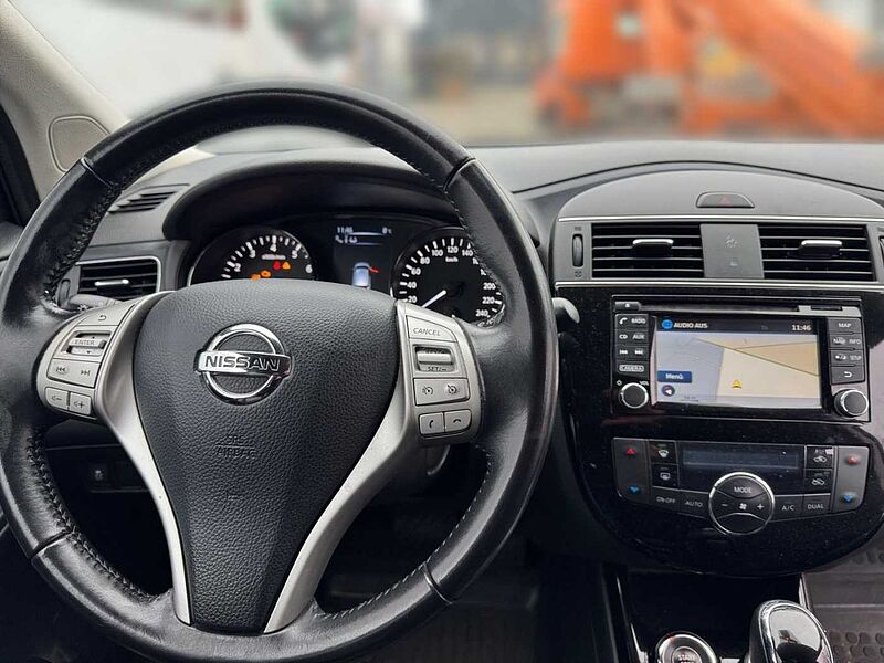 Nissan Pulsar TEKNA AT LEDER NAVI AHK 360 *Motor defekt*